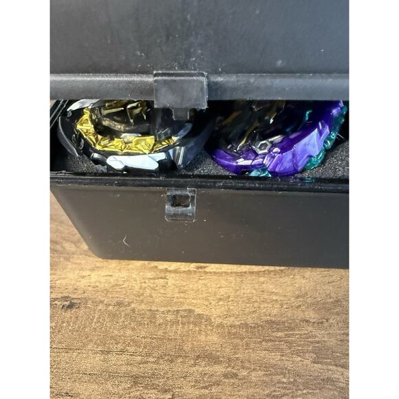 12 Beyblades, Accessories, Carry Case READ - Picture 10 of 11